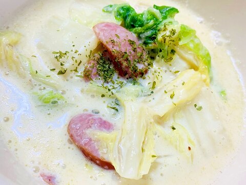 【シンプル簡単】余った白菜で豆乳スープ♡